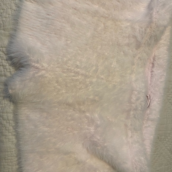 Victoria’s Secret Fuzzy Sweater Shorts Pink - Picture 3 of 5